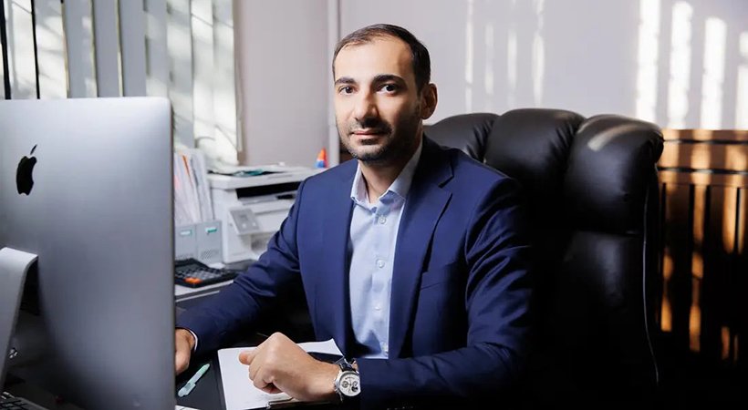 Интервью с руководителем сети стоматологических клиник «Специалист»: о работе клиники, команде и пациентах